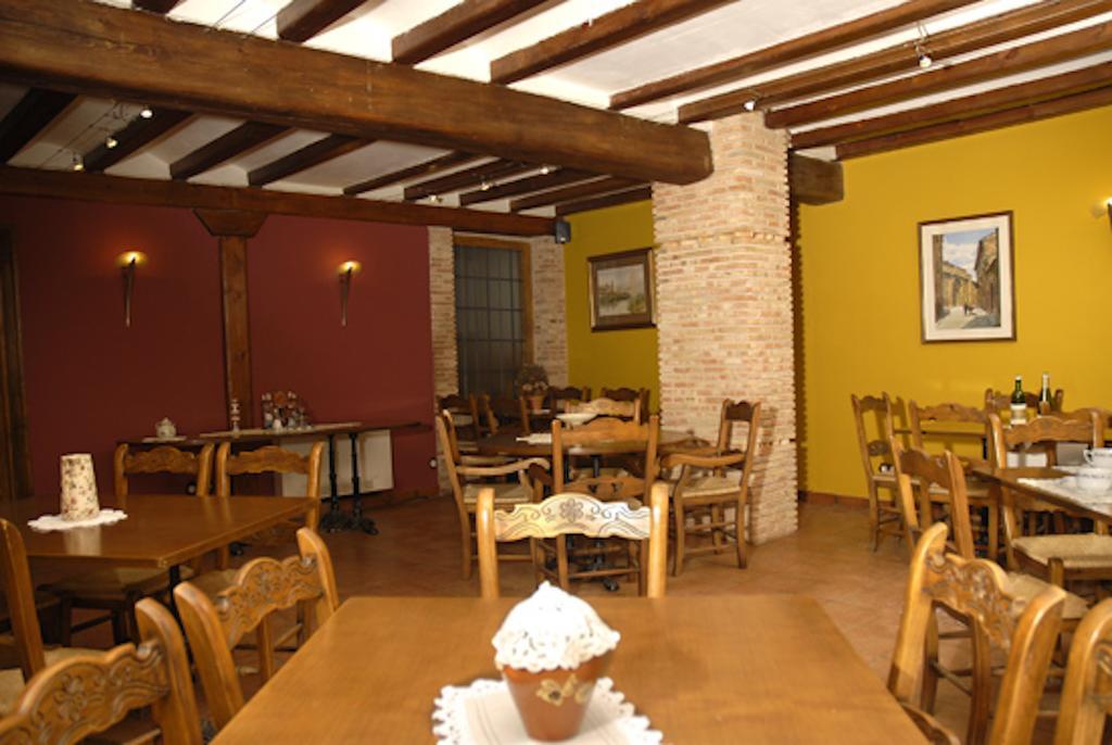Parador De Santa Rita Molina de Aragon Exterior foto