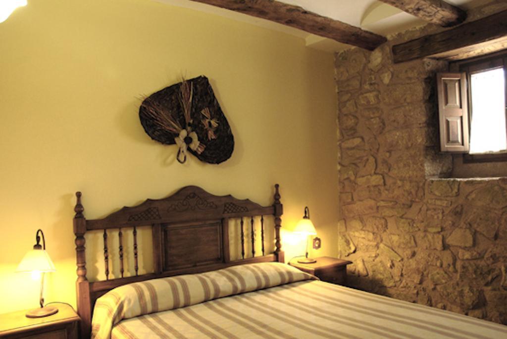 Parador De Santa Rita Molina de Aragon Exterior foto